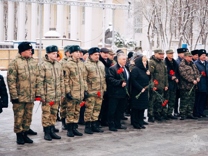 В Белгороде представители Росгвардии приняли участие в патриотической акции «Имя твое неизвестно, подвиг твой бессмертен!»