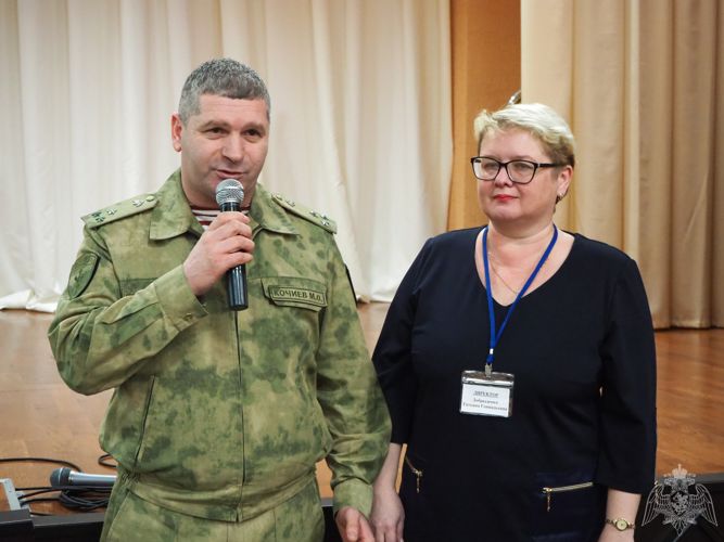 В Белгороде руководство Росгвардии приняло участие в литературно-музыкальном вечере «Чествуем Героев сегодня – гордимся Вами всегда»