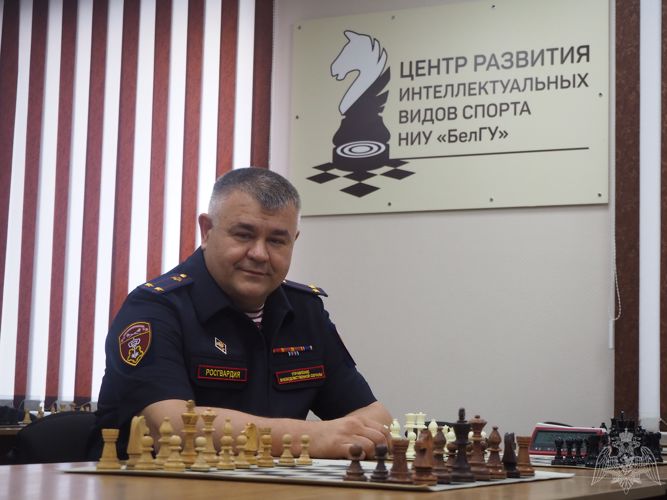 Белгородские журналисты познакомились с победителем Всероссийского чемпионата войск национальной гвардии по шахматам