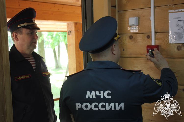 В преддверии летних каникул белгородские Росгвардейцы приступили к комиссионной проверке детских оздоровительных лагерей