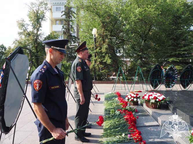 Руководящий состав   Управления Росгвардии по Белгородской области принял участие в мероприятиях, посвящённых 79- ой годовщине освобождения города Белгорода от немецко-фашистских захватчиков