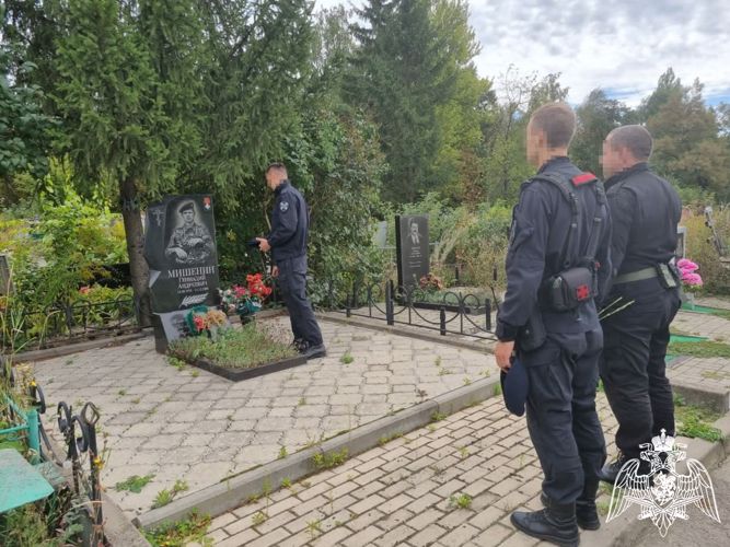 Белгородские росгвардейцы почтили память жертв терроризма