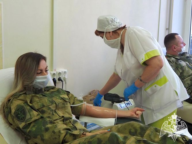Росгвардейцы приняли участие в донорской акции «От сердца к сердцу» в Белгороде