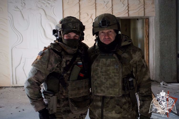 Телерадиоведущий Владимир Соловьев встретился с росгвардейцами на передовой