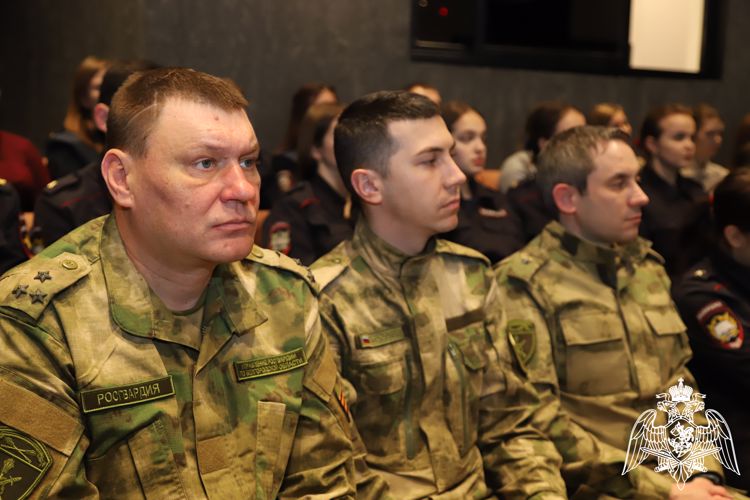 Белгородские росгвардейцы приняли участие в круглом столе, посвящённом участию войск НКВД в Курской битве