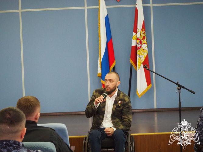 Губернатор Белгородской области Вячеслав Гладков поздравил росгвардейцев с профессиональным праздником