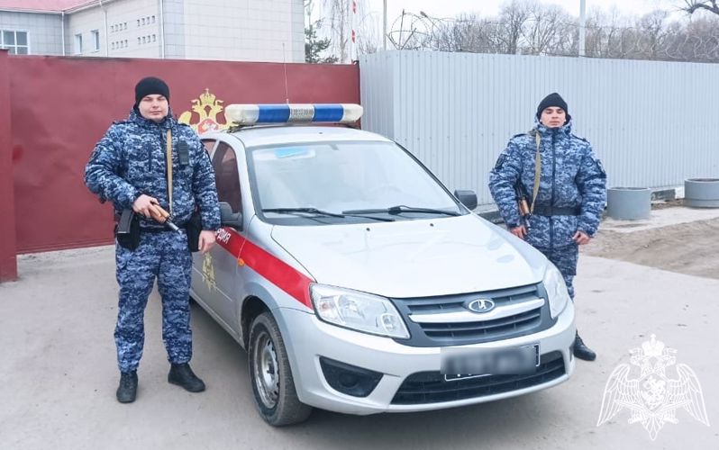 В Белгородской области сотрудники вневедомственной охраны задержали водителя в состоянии алкогольного опьянения