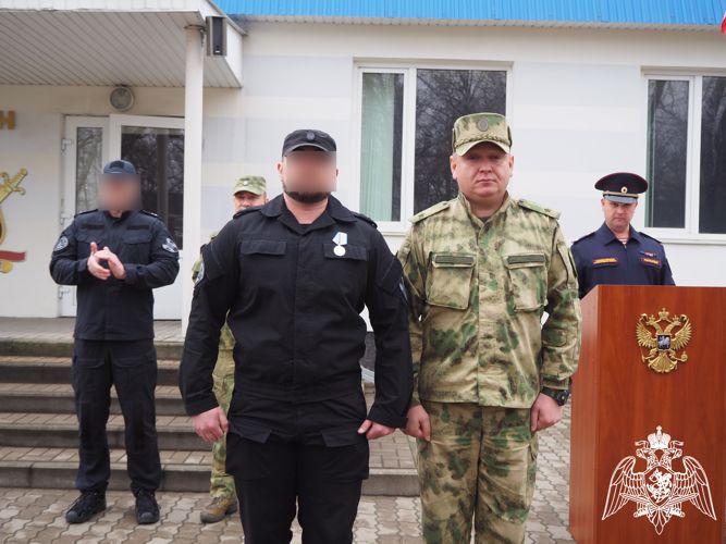 Сотрудников ОМОН «Острог» Росгвардии наградили государственными наградами в Белгороде