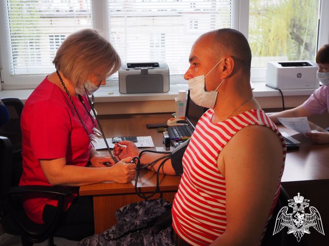 Белгородские росгвардейцы приняли участие в донорской акции «От сердца к сердцу» 