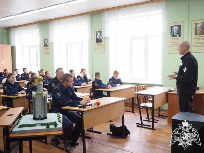 В Белгороде росгвардейцы организовали телемост, посвященный 80–летию танкового сражения под Прохоровкой