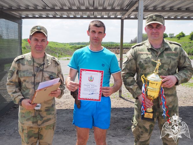 В Белгороде состоялся чемпионат по служебному биатлону среди росгвардейцев