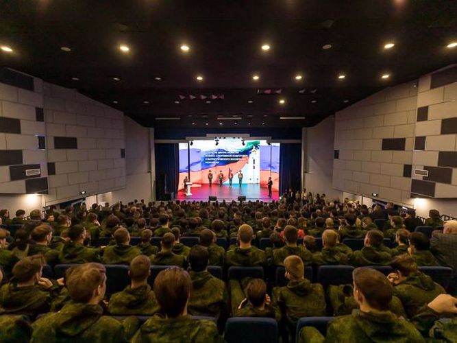 Ветеран белгородского ОМОН, Герой России Вячеслав Воробьев принял участие в открытии Центра военно-спортивной подготовки и патриотического воспитания