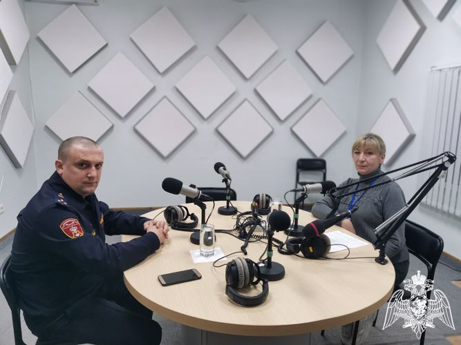 Начальник пункта централизованной охраны Отдела вневедомственной охраны по г. Белгороду  стал гостем  радио "России-Белгород". 