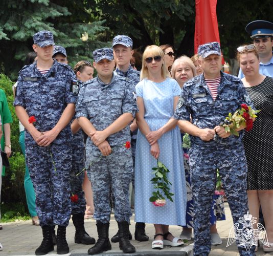 Белгородские росгвардейцы приняли участие во всероссийской акции «Свеча памяти