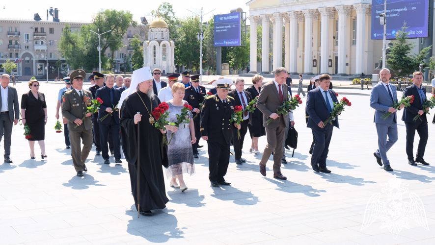 Начальник  Управления Росгвардии по Белгородской области принял участие в памятных мероприятиях, посвященных  82-й годовщине начала Великой Отечественной войны