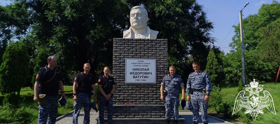 Белгородские росгвардейцы приняли участие во всероссийской акции «Свеча памяти