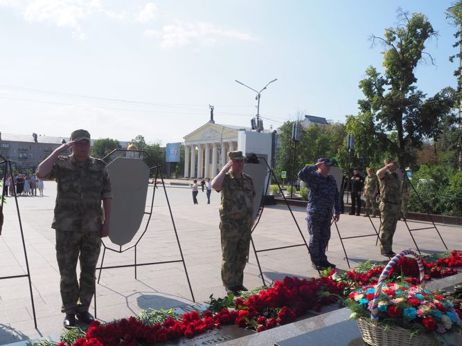 Белгородские росгвардейцы приняли участие в памятных мероприятиях, посвященных Дню памяти и скорби