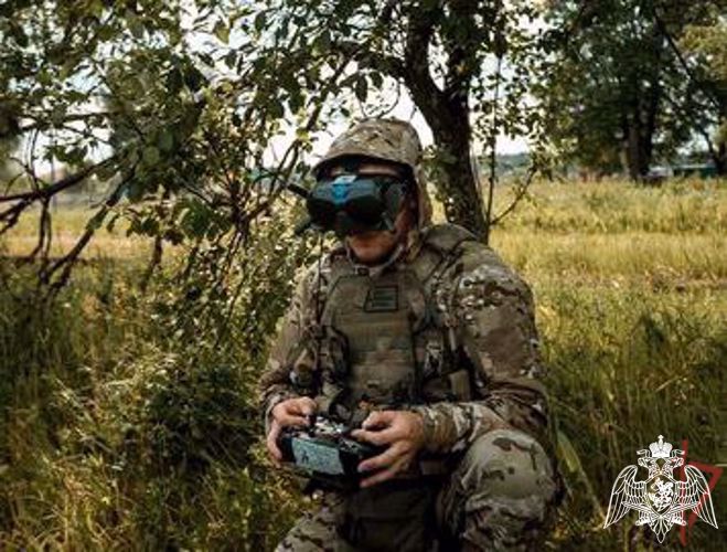 Росгвардия и учебный центр «Пустельга» открыли курсы подготовки операторов дронов-камикадзе для СВО