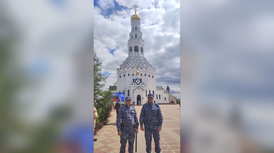 Белгородские росгвардейцы приняли участие в обеспечении правопорядка во время проведения мероприятий, посвященных 80-летию Прохоровского танкового сражения 