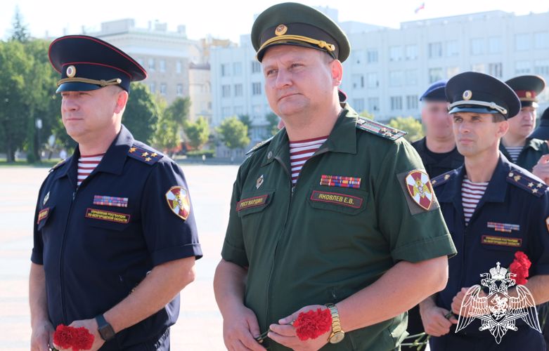 Руководящий состав регионального управления Росгвардии принял участие в памятных мероприятиях, посвященных 80-летию со дня освобождения Белгорода