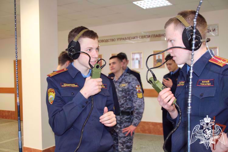 Росгвардия приглашает белгородцев получить высшее военное образование
