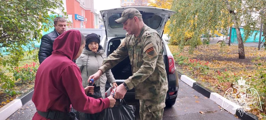 Белгородские росгвардейцы оказали содействие липецкому отделению «Комитета солдатских матерей» в доставке гуманитарного груза для участников СВО