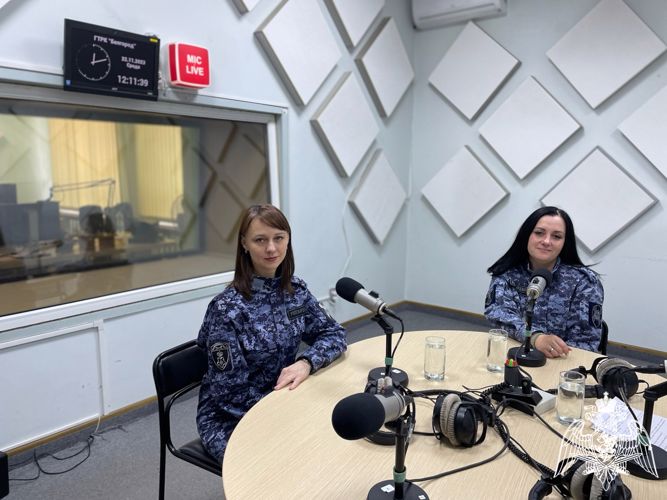 Представительницы вневедомственной охраны регионального Управления Росгвардии стали гостями радио-эфира, посвященного Дню матери