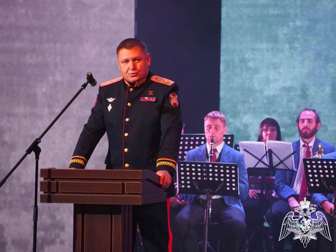 Поздравление начальника  Управления Росгвардии по Белгородской области генерал-майора полиции Дмитрия Мещерина с 30-ой годовщиной со дня образования  ОМОН «Острог»