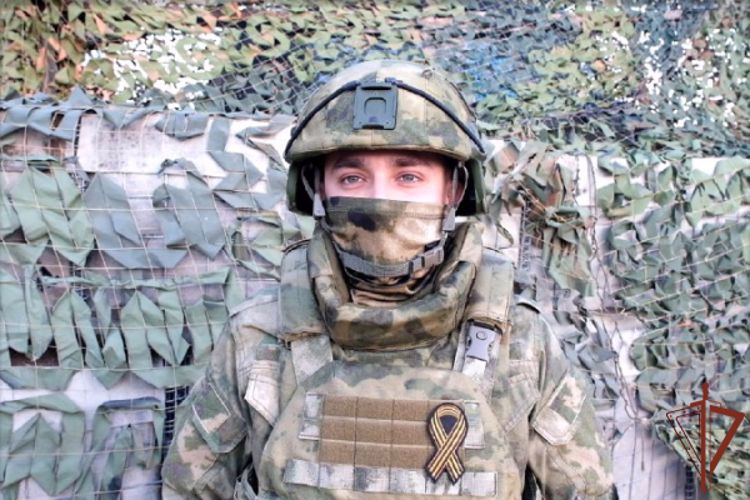 Участвующие в СВО росгвардейцы поздравили ветеранов войск правопорядка