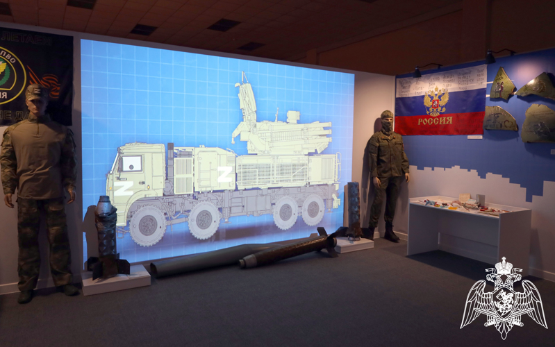 Офицеры СОБР «Белогор» Росгвардии приняли участие в торжественном открытии выставок «Традиции подвига» и «Ангелы Победы»