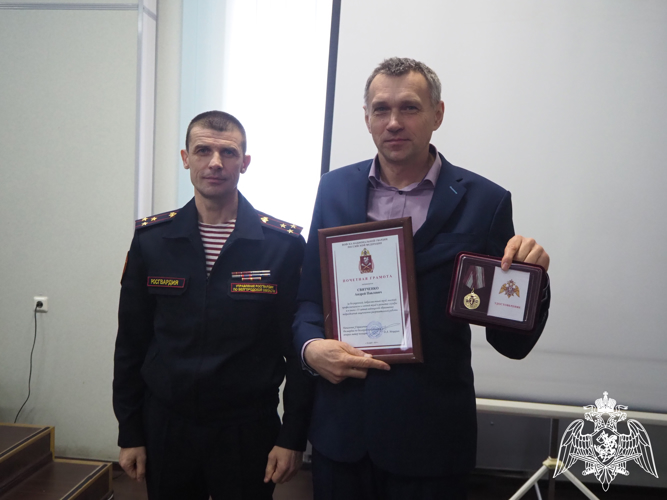 В Белгороде 55-летний юбилей отметили подразделения государственного контроля и лицензионно-разрешительной работы