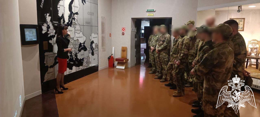 Росгвардейцы передали в фонды музея-заповедника «Прохоровское поле» в Белгороде трофеи из зоны СВО