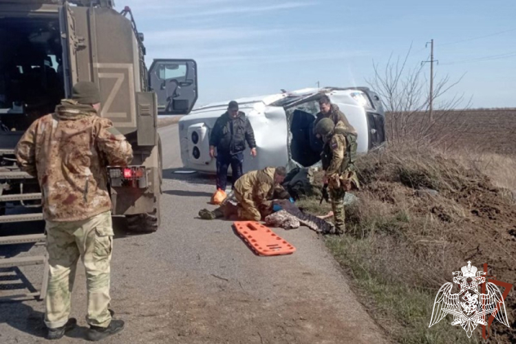 Росгардейцы спасли попавших в ДТП граждан в Запорожской области