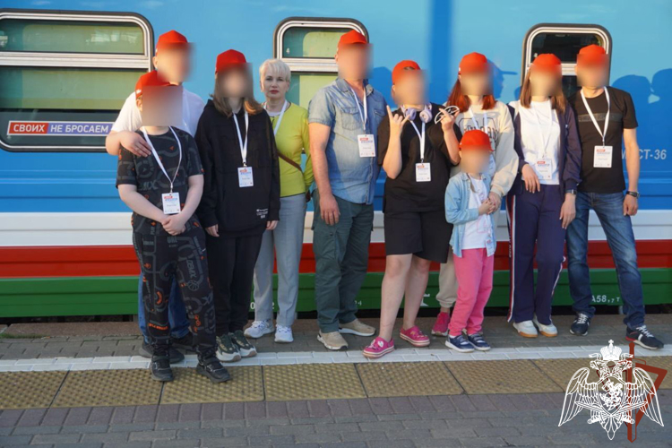 Семьи росгвардейцев - участников СВО отправились в тур по городам России в рамках благотворительного проекта