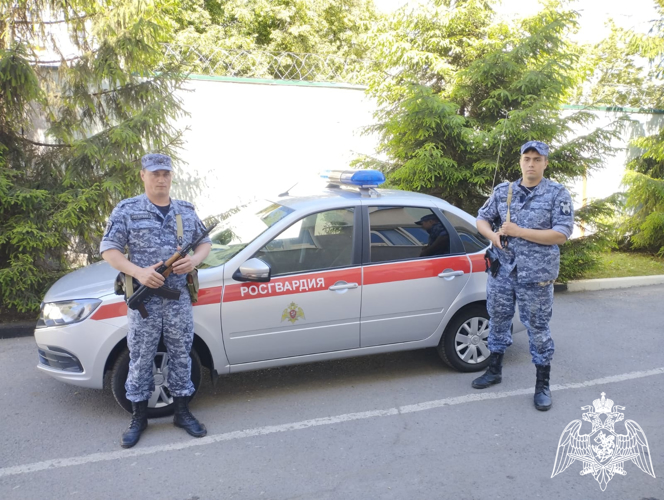 Белгородские росгвардейцы задержали старооскольца, который находился в федеральном розыске за кражу 