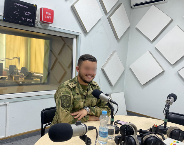 Очередной выпуск ведомственной программы «Росгвардия. Актуально» в эфире радио «России–Белгород» посвятили Дню Государственного флага Российской Федерации