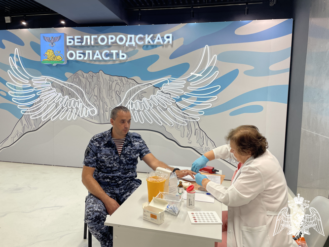 Росгвардейцы приняли участие в благотворительной донорской акции в Белгороде