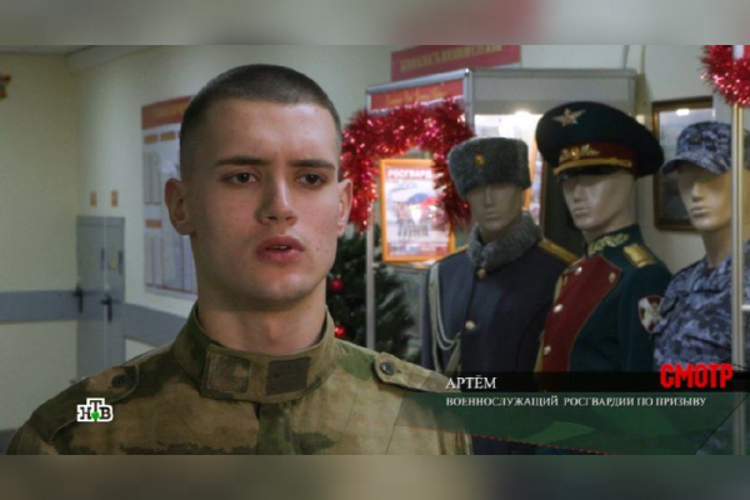 В эфир вышел выпуск программы «Смотр» о буднях призывников роты почетного караула Росгвардии
