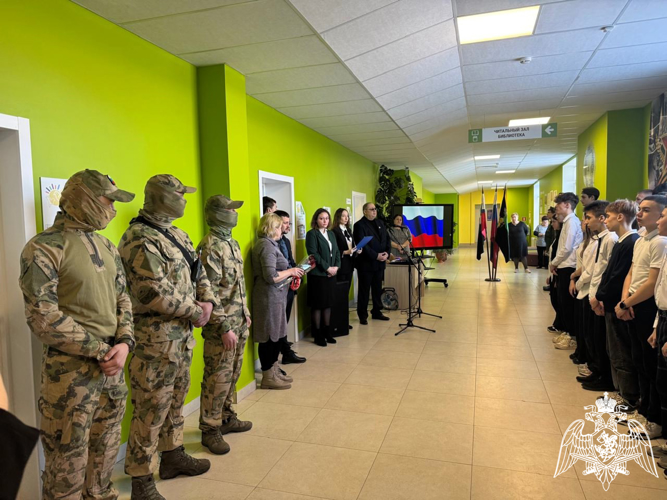 В Белгородской области росгвардейцы-участники СВО приняли участие в торжественных мероприятиях, посвященных Дню защитника Отечества