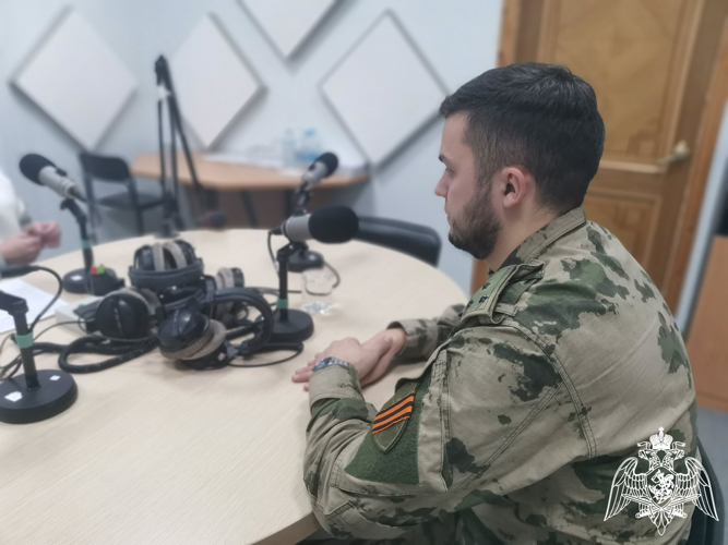 Очередной выпуск ведомственной программы «Росгвардия. Актуально» в эфире радио «России – Белгород» посвятили Дню защитника Отечества