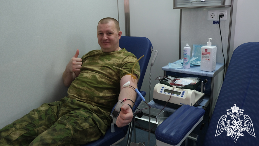 Росгвардейцы поддержали Всероссийскую донорскую акцию «Код донора. Защитники Отечества»