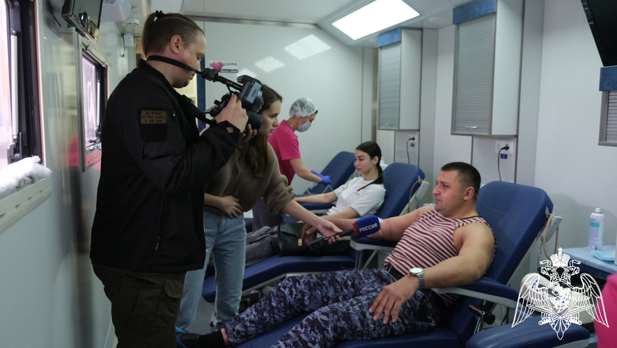 Росгвардейцы поддержали Всероссийскую донорскую акцию «Код донора. Защитники Отечества»