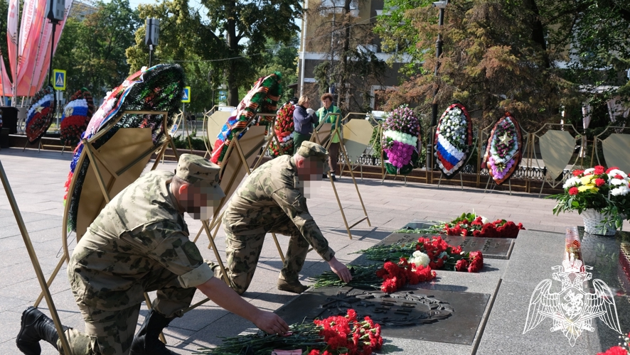 В Белгороде росгвардейцы присоединились к Всероссийской акции, посвящённой Дню памяти и скорби
