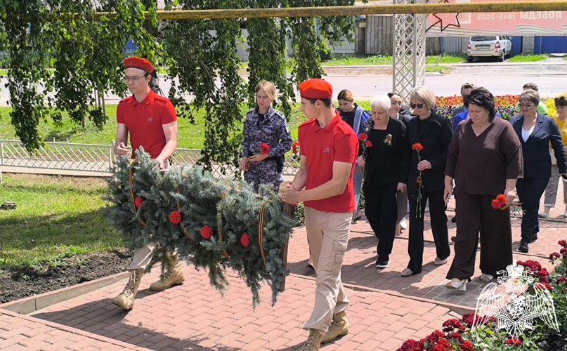 Белгородские сотрудники вневедомственной охраны Росгвардии отдали дань памяти героям Великой Отечественной войны