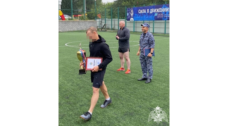  В Белгороде прошел турнир по мини-футболу среди команд Росгвардии, приуроченный ко Дню молодежи