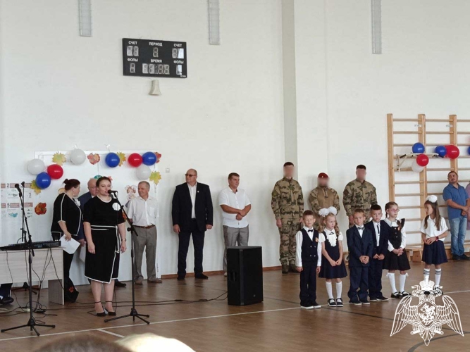 В Белгородской области росгвардейцы, выполняющие задачи по защите приграничья,  приняли участие в торжественных мероприятиях, посвященных Дню знаний