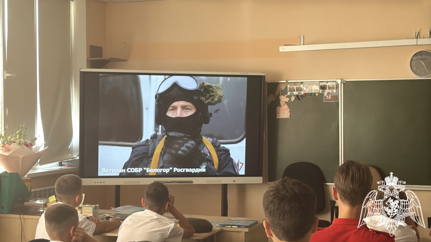 Белгородские росгвардейцы присоединились к акции «Вместе против террора»
