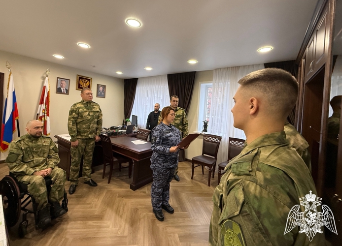 В Белгороде военнослужащие Росгвардии приняли присягу