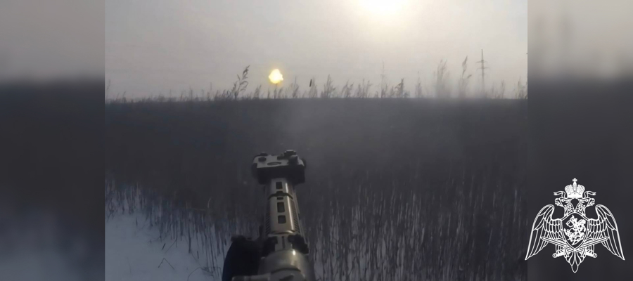Росгвардейцы уничтожают FPV-дроны ВСУ на оптоволокне в Белгородской области (видео)