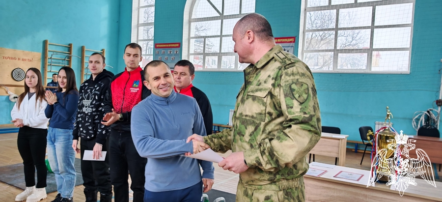 Определились победители регионального чемпионата Росгвардии по гиревому спорту
